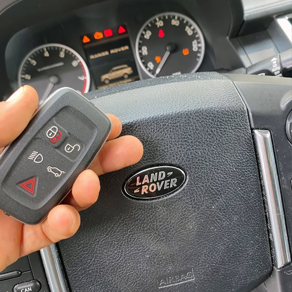 Land Rover key fob programming in Panama City Beach performed by a mobile locksmith